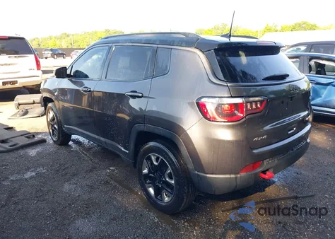 2018 Jeep Compass Trailhawk z USA, uszkodzony, nr VIN 3C4NJDDB8JT343455